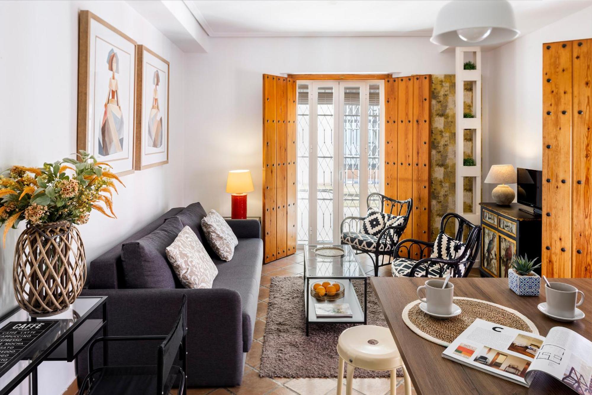 Lepanto Premium Apartments Seville Luaran gambar
