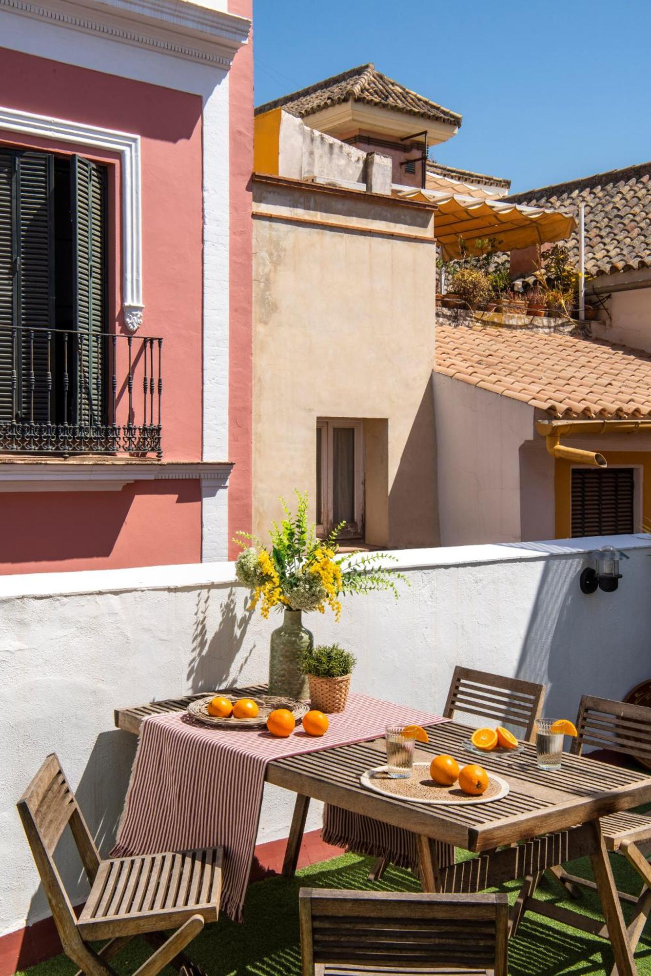 Lepanto Premium Apartments Seville Luaran gambar
